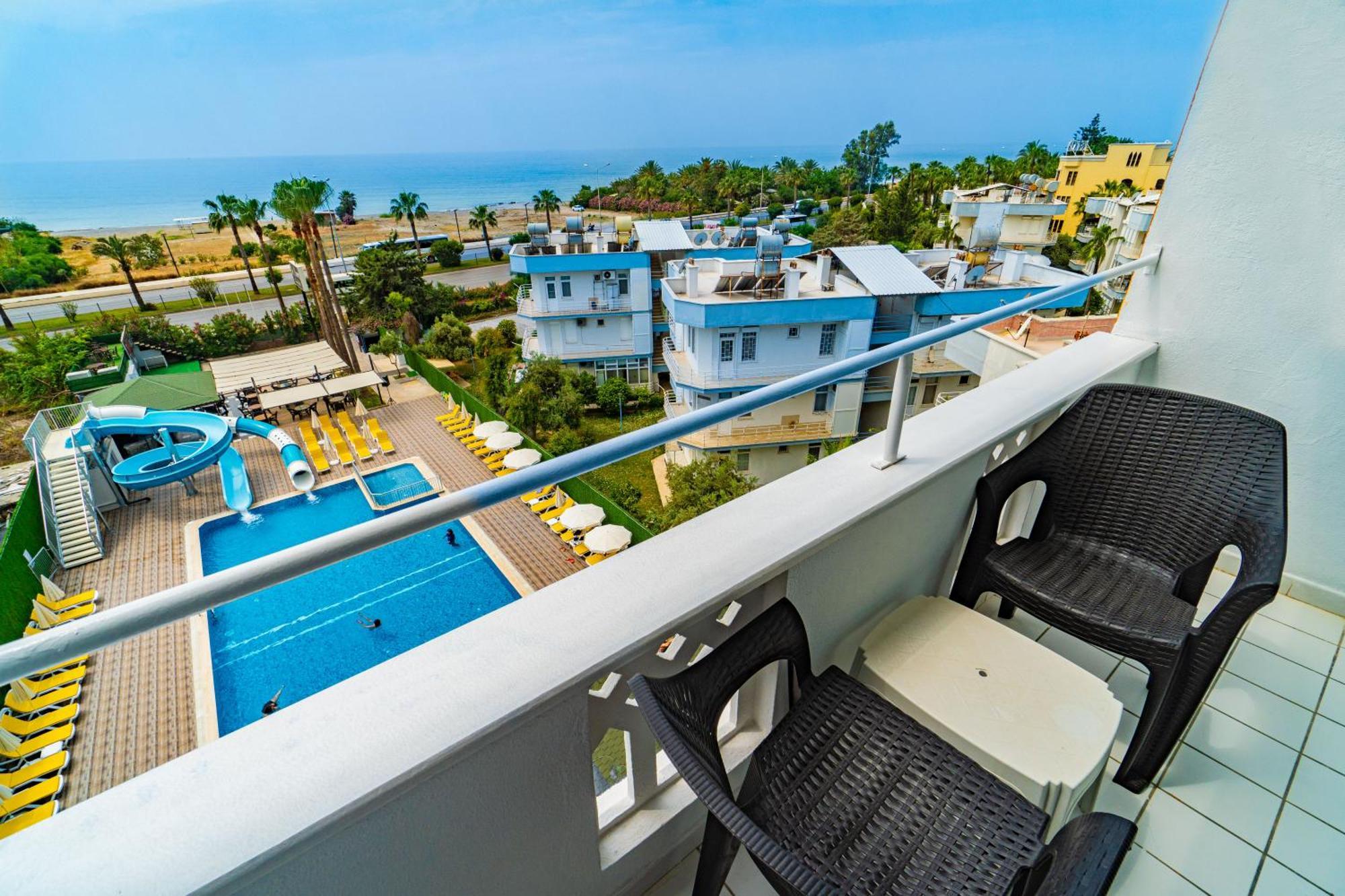 De Mare Family Hotel 코나키 외부 사진