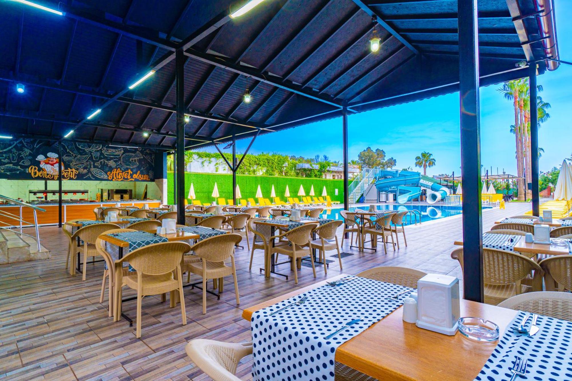 De Mare Family Hotel 코나키 외부 사진