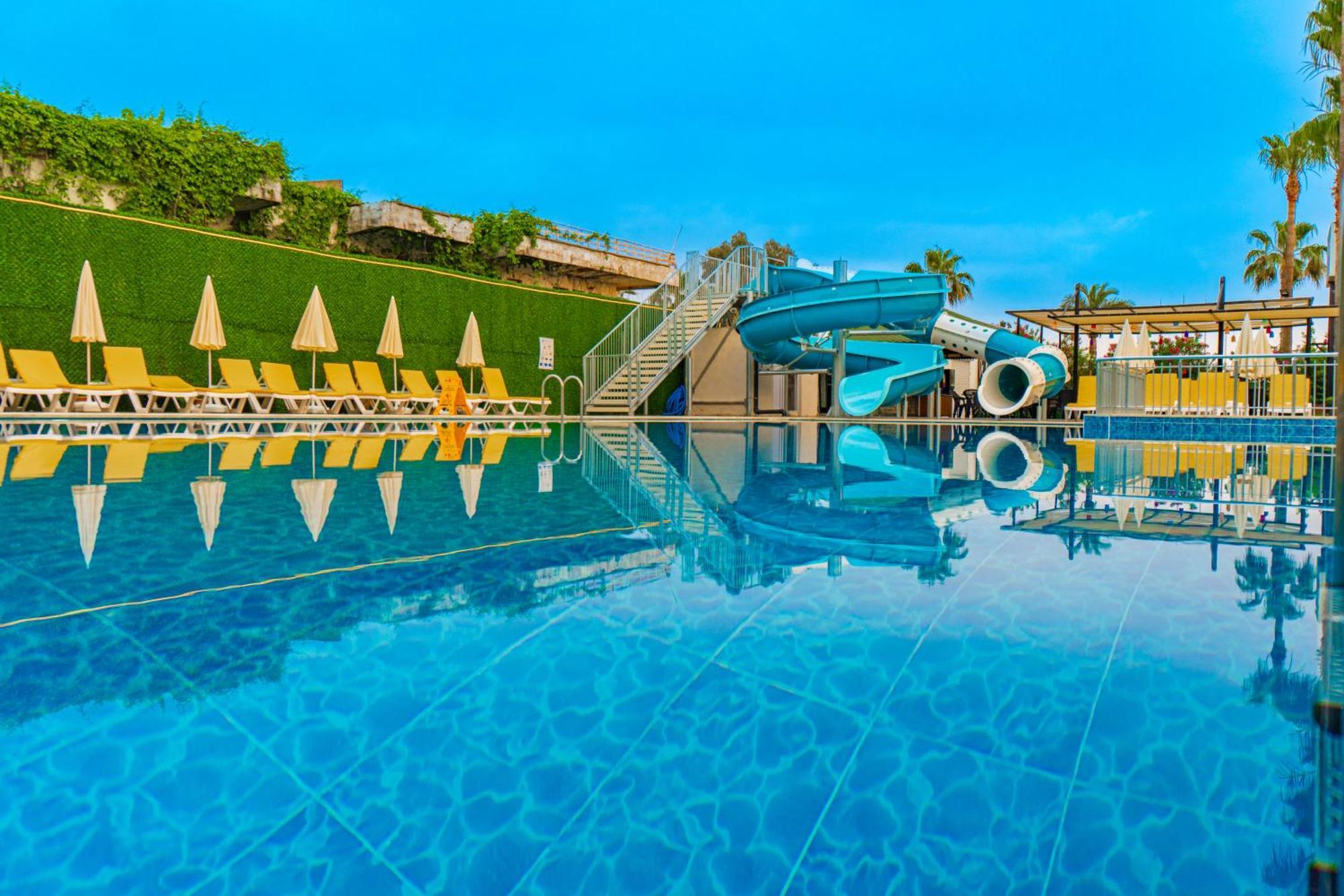 De Mare Family Hotel 코나키 외부 사진