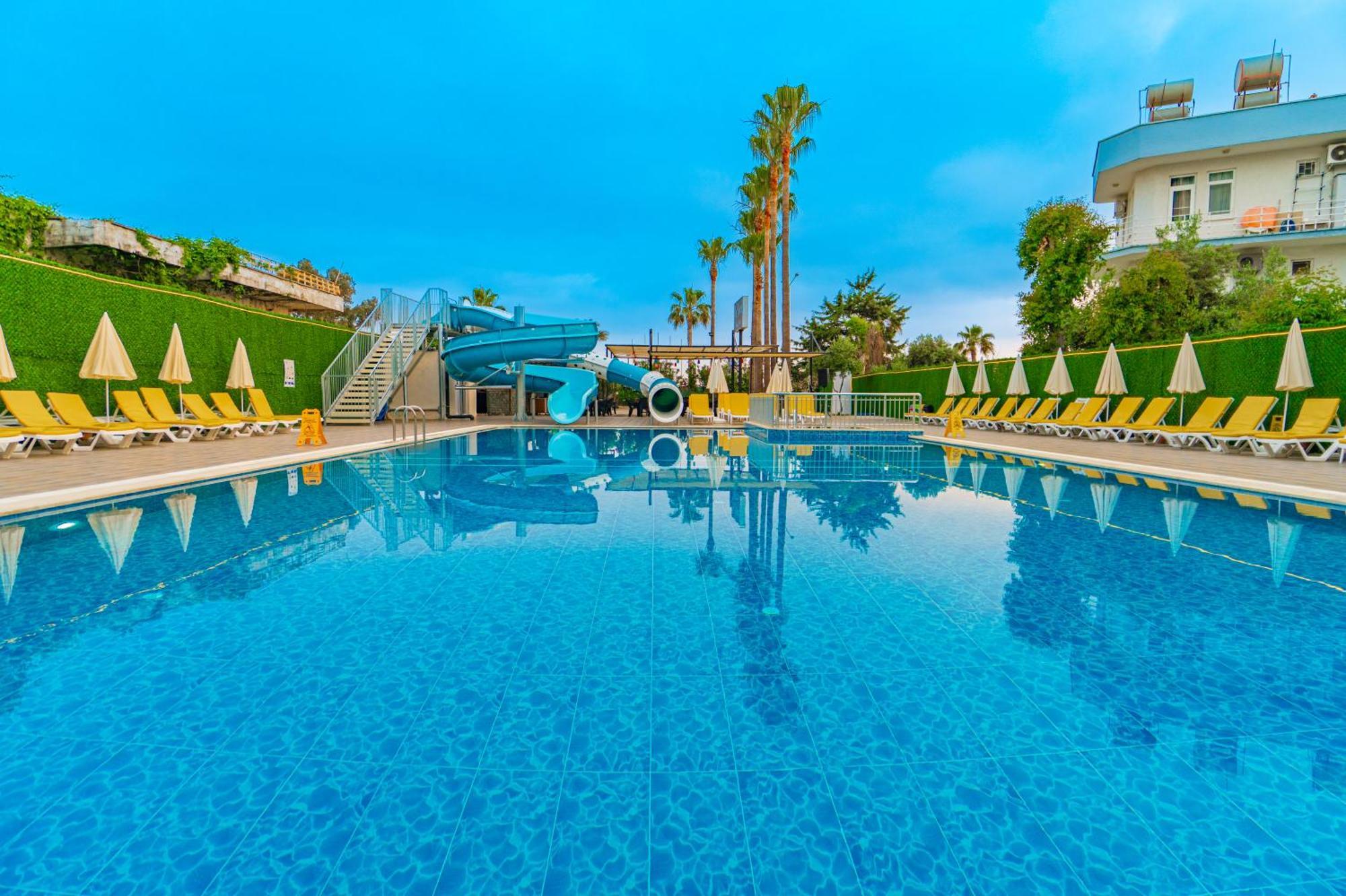 De Mare Family Hotel 코나키 외부 사진